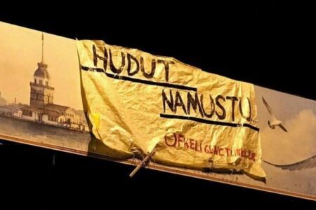 ‘Hudut Namustur’ pankartı asan gence saldırıda bir gözaltı