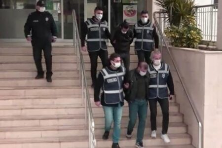 Mersin’de sahte polis ve savcı tutuklandı