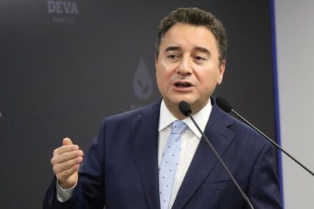 DEVALI Babacan: Erdoğan bana baskı yapıyordu, ‘bununla ne çalışıyorsun, at, ne gerek’ diyordu