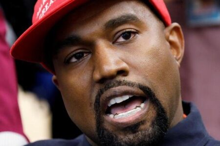 Kanye West, Kim Kardashian ve çocuklarının olduğu tüm paylaşımları sildi