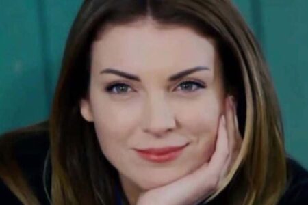 ‘Mavi Kuş’ Özge Özberk yazar oldu: 3 çocuk kitabı birden çıkardı