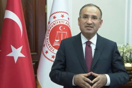 Adalet Bakanı Bozdağ: ‘Avukatlar ile ilgili yeni adımlar atacağız’