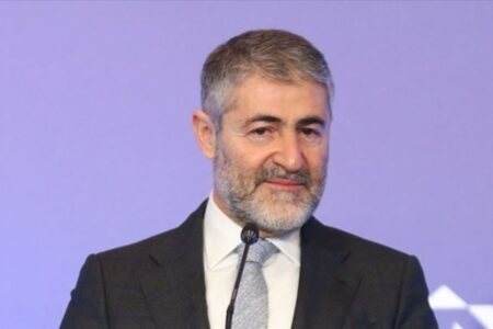Bakan Nurettin Nebati: ‘Turizmde hedefimizi geçeceğimize inanıyorum’