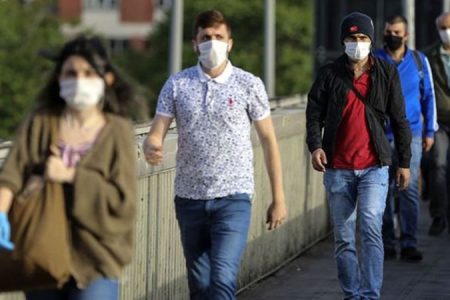 Toplu taşımada maske zorunluluğu kalktı