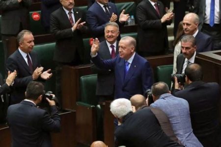 YSK kritik soruyu cevaplamadı: Erdoğan üçüncü kez aday olabilecek mi?