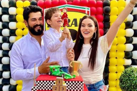 Oyuncu Fahriye Evcen ve oğlu Karan’dan kötü haber