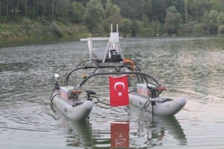 İTÜ’lü gençlerin geliştirdiği otonom bota tasarım ödülü