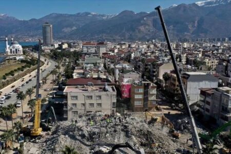 Deprem bölgesinde bulaşıcı hastalıkların önüne geçmek için uzmanından uyarı