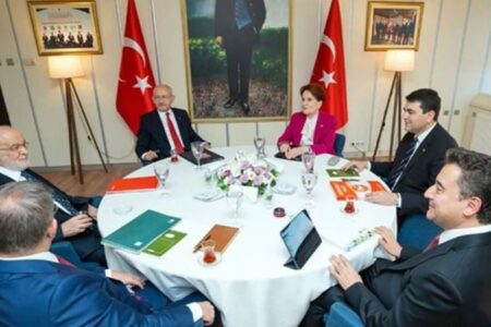 DEVA Partisi’nden adaylık açıklaması: Yarın için iki seçenek var