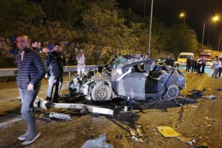 Adana’da feci kaza: 2 ölü, 9 yaralı